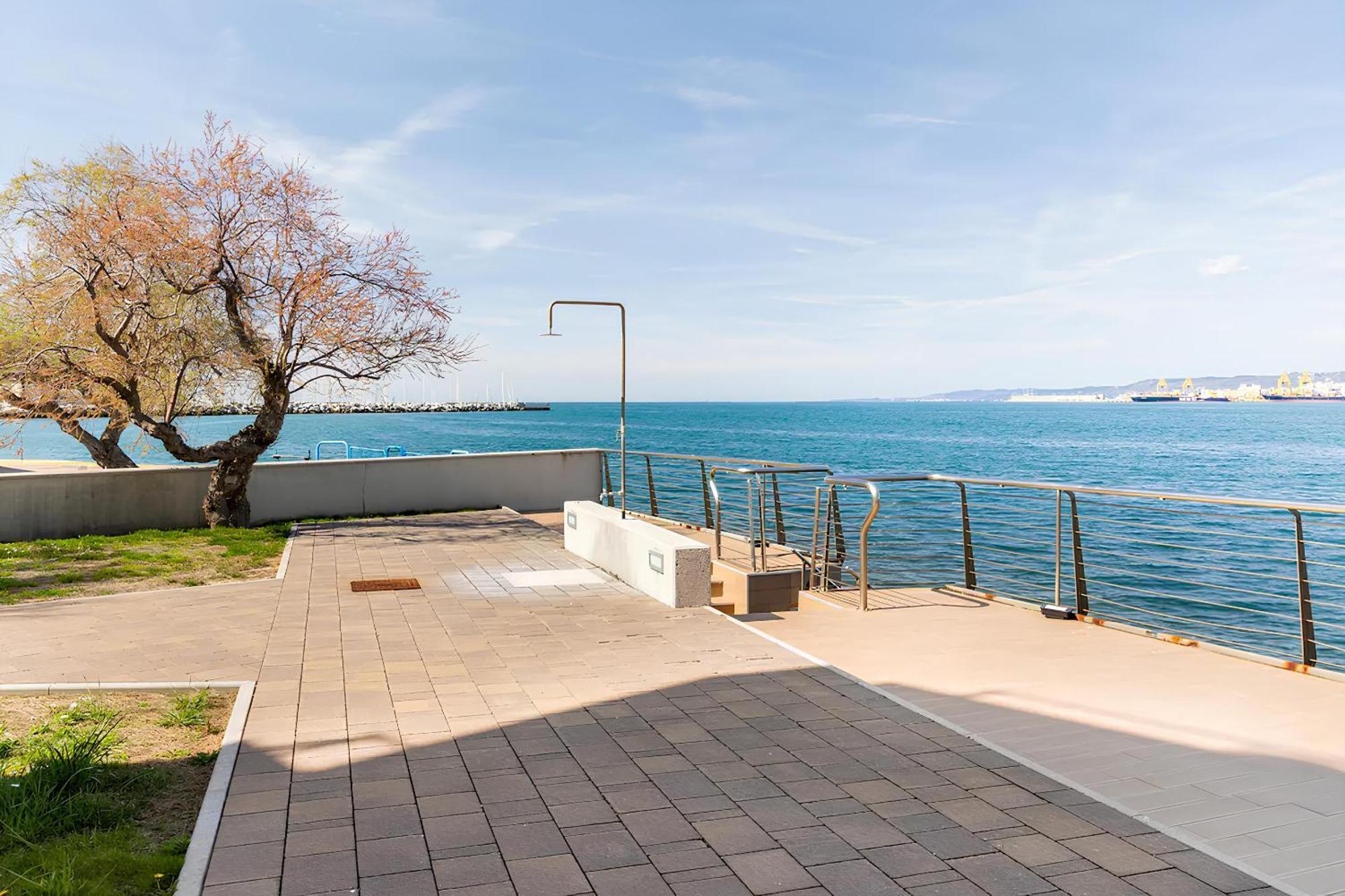 Attico Riva Mare Apartamento Múggia Exterior foto